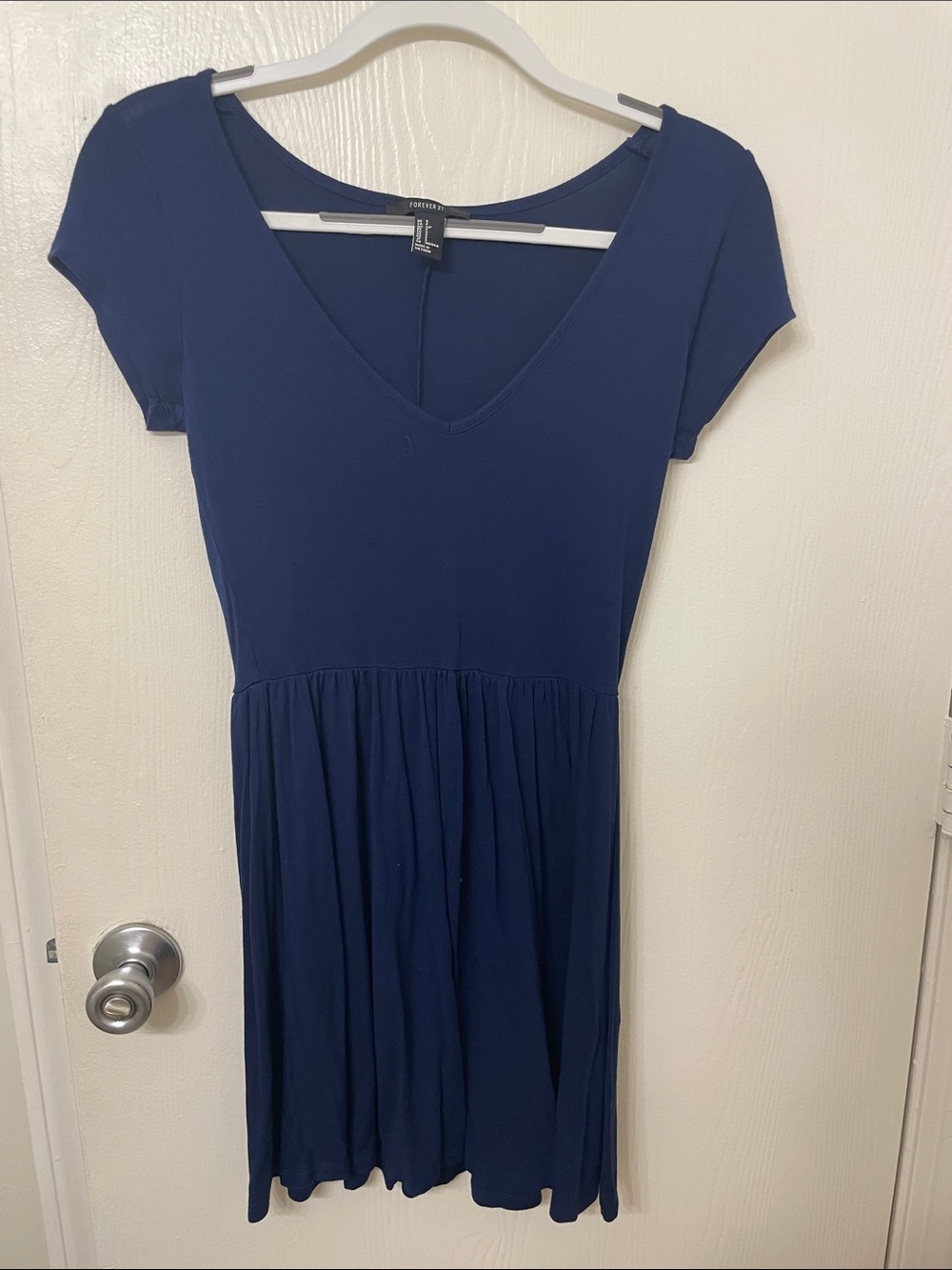Forever 21 Deep Navy V-Neck Short Sleeve Skater Dress